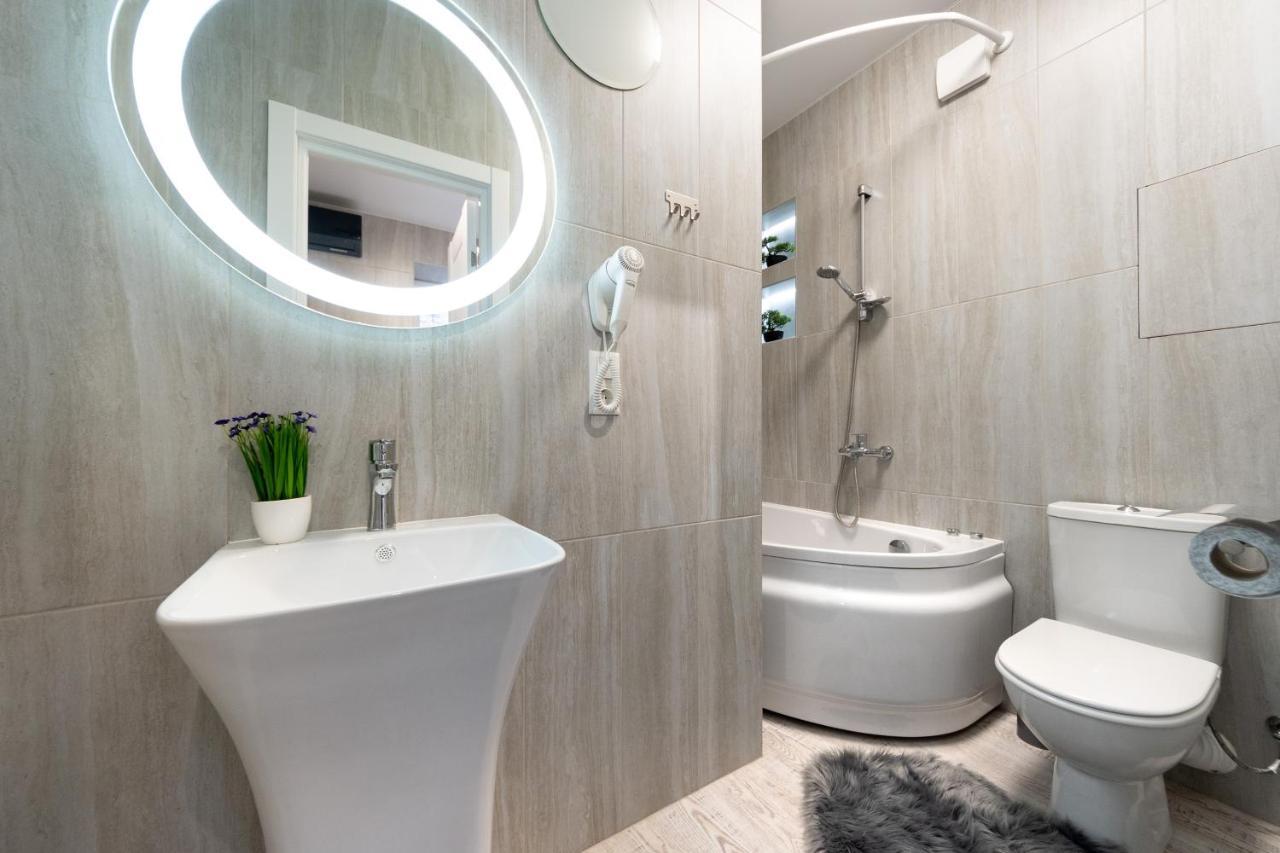 Pechersky Kvartal Apartments Киев Екстериор снимка
